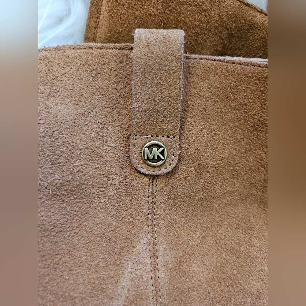 ❌SOLD❌ 🤎 Michael Kors Harlow Boots 5.5 🤎 - Picture 8 of 10